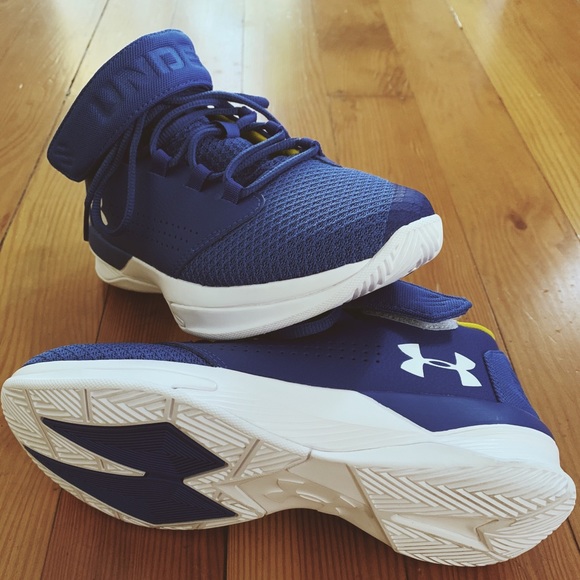 under armor kids sneakers